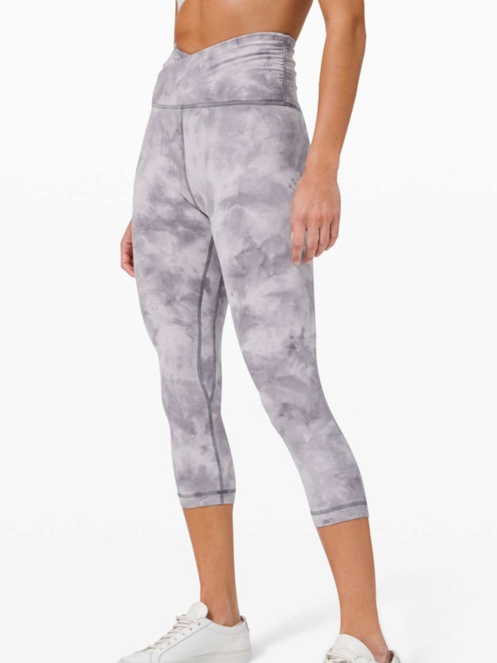 Lululemon Align Crop 21" *Cross Waist
Diamond Dye Stargaze Pitch Grey